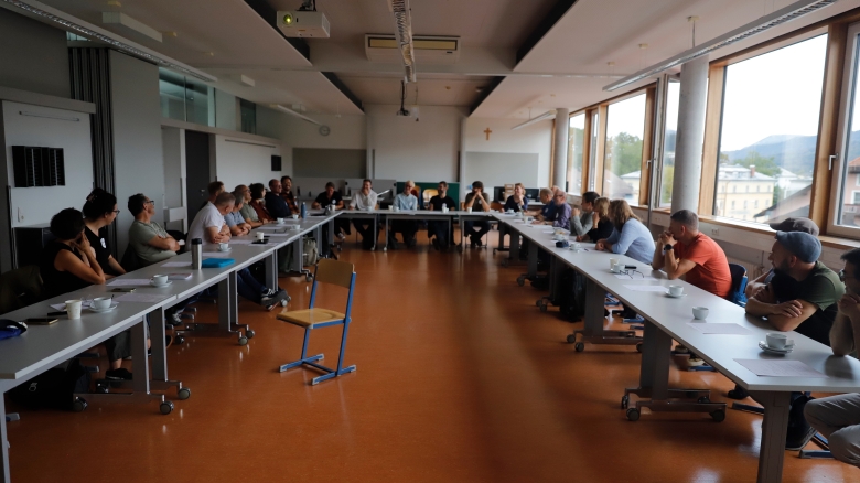 Treffen der deutschsprachigen Holzbildhauerschulen in Hallein